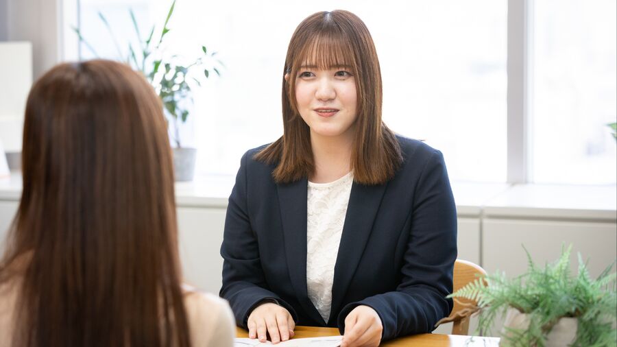 神尾　晴菜さんの写真